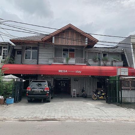 Mega Stay Near Mall Kelapa Gading Yakarta Exterior foto