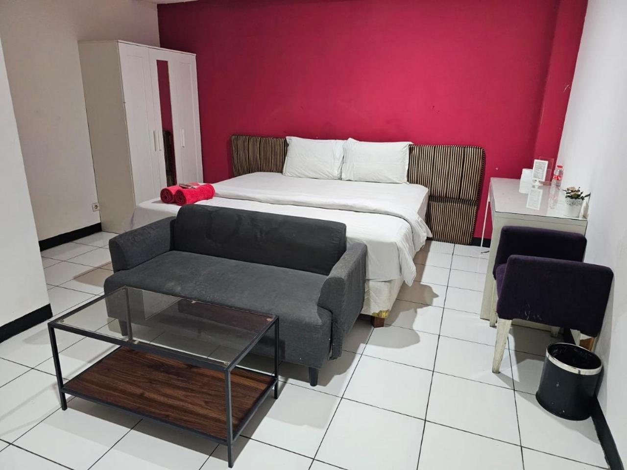 Mega Stay Near Mall Kelapa Gading Yakarta Exterior foto