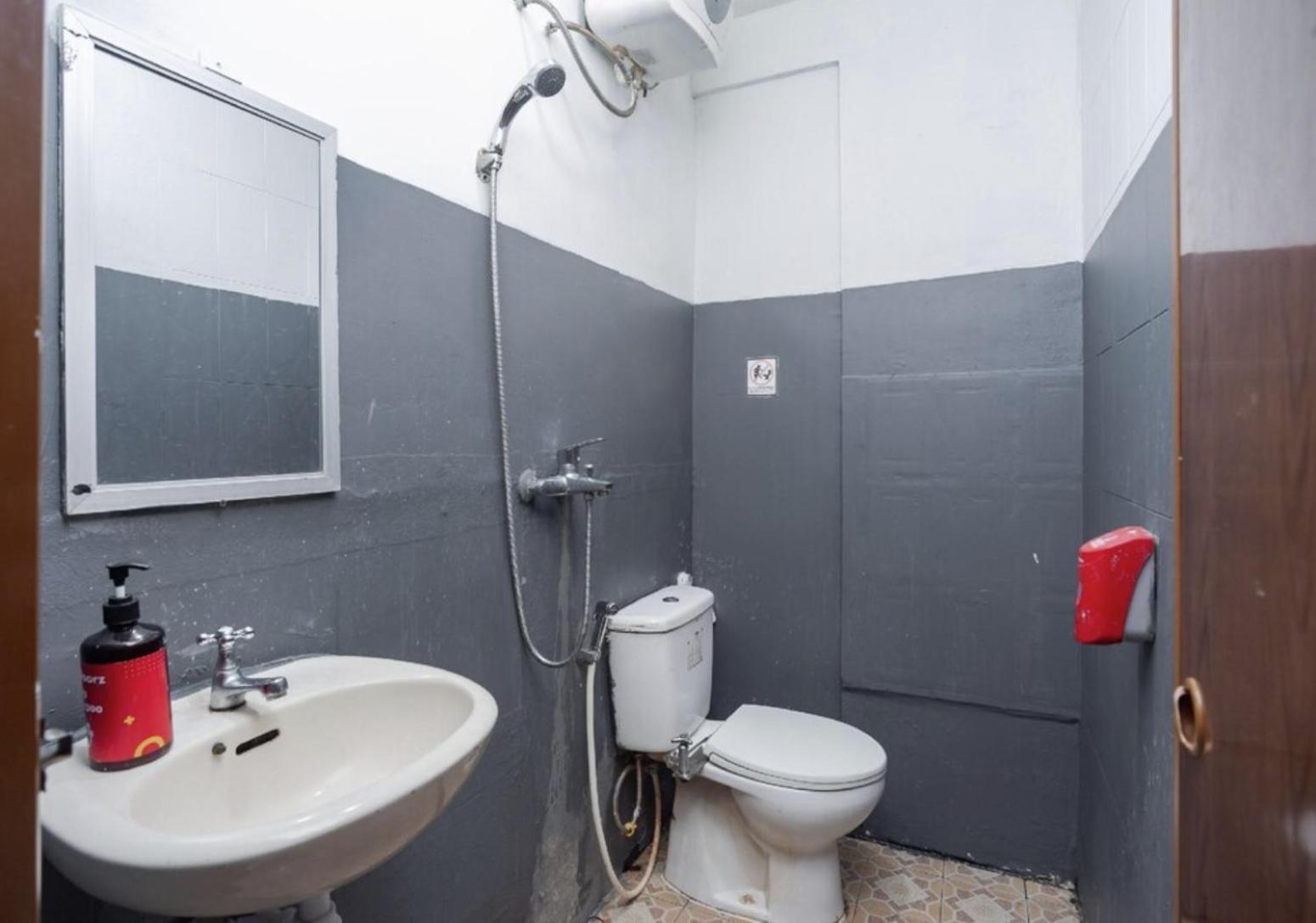 Mega Stay Near Mall Kelapa Gading Yakarta Exterior foto